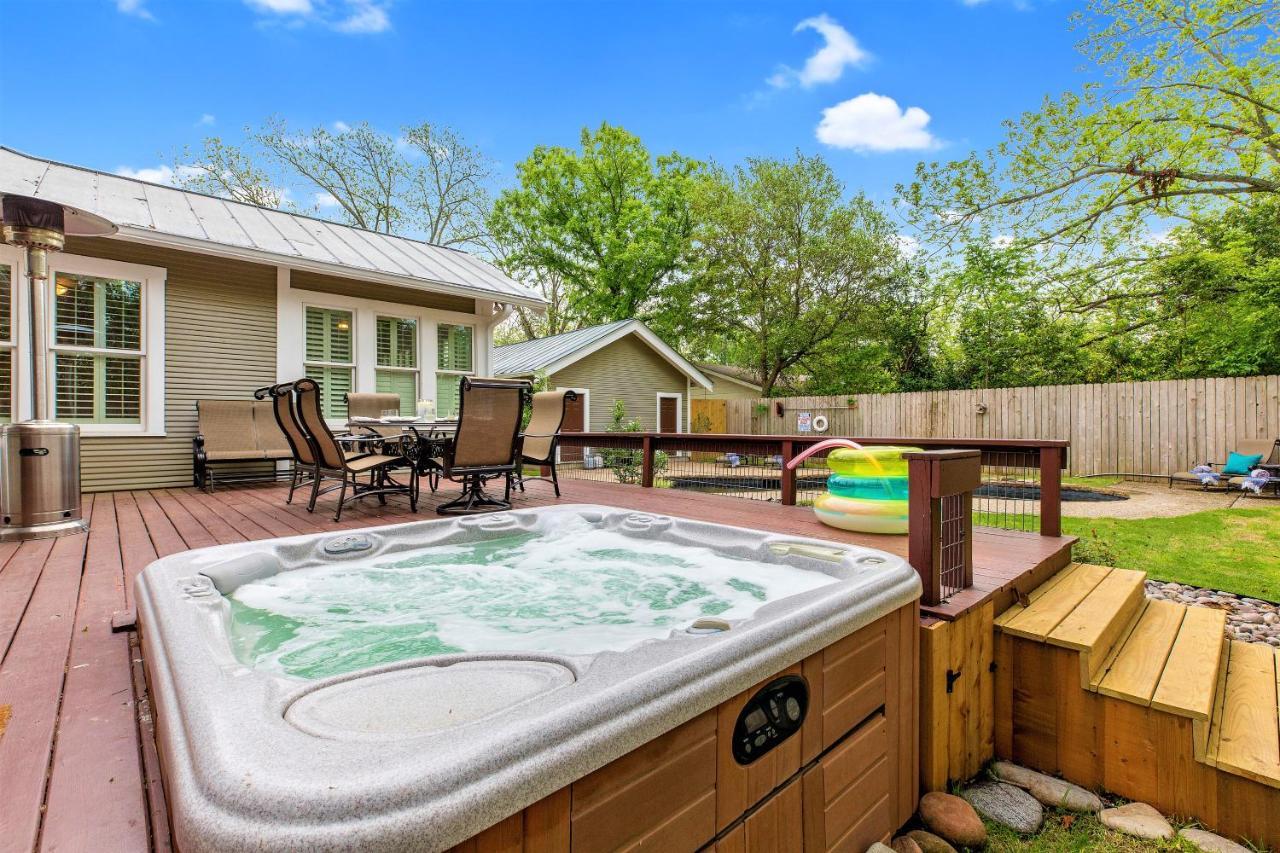 Heart Of Fredericksburg W/Pool,Hot-Tub&Grill Exterior photo